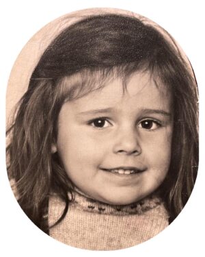 Ginny Buckley Instagram - This little girl is me! On #internationaldayofthegirl the advice I’d give to my little self - and all the little girls out there - is to stay curious and don’t be afraid to ask questions. 

Questions are brilliant as they help you understand stuff - and people. 

It can take a lot of confidence to ask a question; you might feel that you should already know the answer, or that your question is silly, or that you’ll be judged by others because of what you want to ask. 

But ask your question anyway, because curiosity is how we learn and I wish I’d had the confidence to ask more questions when I was younger - particularly in my teenage years, when a fear of what others thought about me often held me back. 

Be curious, be bold, be brave and do your very best to always be kind. 

Love to all those little girls out there ❤️

#thislittlegirlisme #dayofthegirl #girlpower