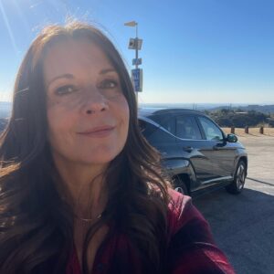 Ginny Buckley Instagram - Kicking off a brilliant @theworldcarawards LA test drive event with an early morning coffee and a drive in the all-electric @hyundai Kona on the Angeles Crest Highway. ⚡️

It’s in the running for World Electric Car and the overall World Car of the Year. Can Hyundai make it a triple three years running? 🏆 

#losangeles #lalaland #angelescresthighway #worldcar #wcoty #latestfest #caroftheday #sheselectric #yeti 

.
.
.
.
.
.
.
.
.
.
.
#womeninautomotive #carsoftheday #electriccar #electriccars #carlifestyle #carsoflosangeles #instacar #instacars #cargram #cargramm #carsofinstagram #carsofinsta #koreancars #hyundaikona #instacars #instacar #cargirl #cargirls