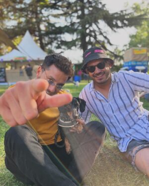 Gino Costa Instagram - Estar contigo es una fiesta! Tantas risas, historias, hermosas conversaciones, bailes… un verdadero carnaval lleno de cariño…
Contigo a todas!
Feliz cumple mi Carpincho @pollocampos 🩵 te admiro y amo
