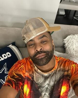 Ginuwine Instagram - I’m on my ole school ish tonight just listening to great RnB wow I mis them days listen, Columbus GA Friday and Savannah GA  saturday, I see you this weekend … by the way, My real Wine supporters who was the feature on this joint ?