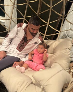 Ginuwine Instagram - I love my GD always happy to see her thank you @jellytooignorant for being family oriented I appreciate this always all my kids always make sure we are connected especially with the babies we a tight family so thank you