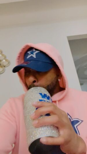 Ginuwine Instagram - I’m still Ride or Die period no waiver still there ain’t going anywhere !!!! Letsgo cowboys!!!!!! Off day but hey it’s all good we already in the playoffs so save your energy fellas  lolololol  #wine #cowboys #weinthere #playoffs