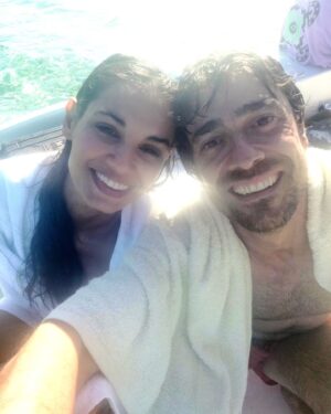 Giovanni Scifoni Instagram - E oggi finisce puranco Viola Come il Mare. Amici nuovi e gioia propulsiva.