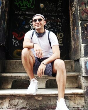 Giray Altınok Instagram - Dükkanı boş bırakmıyoz semtteyiz🪰