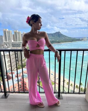 Gisele Mayordo Instagram - A hui hou Hawaii 🌺💝🫰🏼