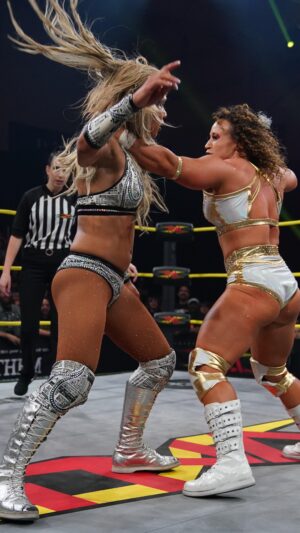 Gisele Mayordo Instagram - To the moon 🚀 

📍 New Orleans, Louisiana
🤜🏼 @tnawrestling 
💃@giseleshaw08