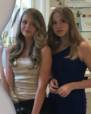 Giselle Eisenberg Instagram - Been a minute.