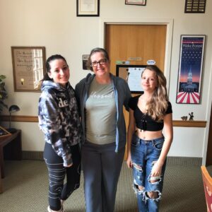 Giselle Eisenberg Instagram - First college visit! ✅ 
thank you so much @ally_swartz_bro and everyone at #wakeforestuniversity for showing me around 

@wfuniversity