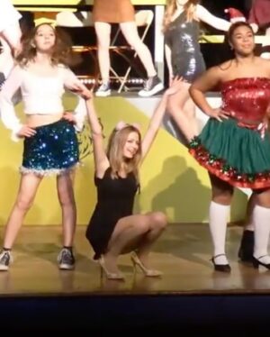 Giselle Eisenberg Instagram - You can’t sit with us 🩷

#meangirlsmusical