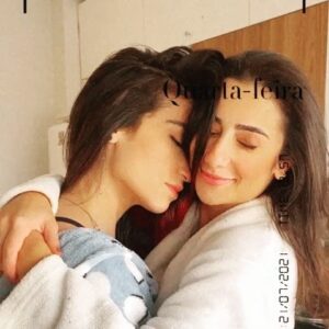 Giul Abreu Instagram - Casal SARA e KAREN - Série LoveTouch @linhaproducoes 

Preciso saber se vcs estão shippando! é pro meu tcc 🤷‍♀️❤️