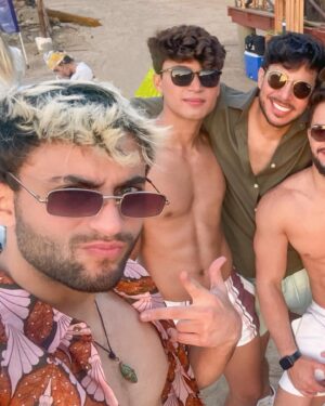 Giulio Mottola Instagram - Always fresh 🌴