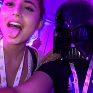 Giuseppe Greco Instagram - Pazzie al @vidcon con @gretamenchi 
Finalmente ho risolto con il file video della CTM alle 14:00 sul canale trovate il primo episodio di Continents 2...
Ho eliminato il video perche sinceramente mi sono un po rotto il cazzo!
#matesyt #matesitalia @vegasyt @stefanolepri @lookatsascha @surrealpower @matesyt