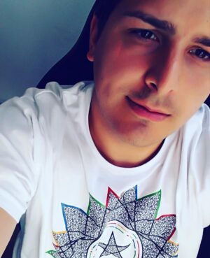 Giuseppe Greco Instagram - Grazie mille per questo traguardo dei 700K.
La cosa che mi rende più felice è che finalmente molti di voi stanno iniziando a capire come sono fatto! E' la cosa che mi sta piu' a cuore...
P.s. Fate un salto sul canale che è uscito il secondo episodio della mia CTM vi lascio il link nella bio di Instagram...
💙
#matesitalia #matesyt @vegasyt @matesyt