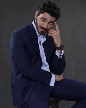 Giuseppe Maggio Instagram - Thank you all for your incredible support and cheers to “Four to dinner” 🙏🏻
We are the 4th Netflix movie with more views all over the world!