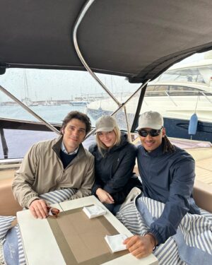 Giuseppe Maggio Instagram - A weekend in Capri with @loropiana
#loropiana #tregolfi #tregolfisailingweek