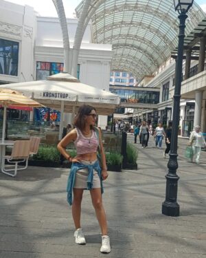 Gizem Soysaldı Instagram - #storyydekalmasindediler #story #bayramdaistanbul #gizemermansoysaldi #gizemermansoysaldı #photooftheday