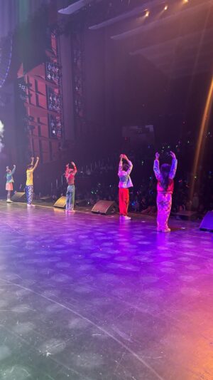 Glee Dango Instagram - We live for the smiles and applause after each and every show 😃👏

Plus who doesn’t love an encore that’s ‘smooth like Butter’! 🫶🧈

#MiniPopKids #SmoothLikeButter #OneMoreSong #KidsEntertainment #KidsConcert