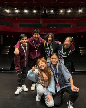 Glee Dango Instagram - I will forever be grateful for this group. 💗 Over these last few months touring with these incredible people, it has been so much fun, memories have been made and laughs will play over and over in my mind. These people are some of the most talented, professional, outgoing people I know and I’m so glad we got to do this incredible tour together. I’ll always remember this experience 💗🤍✨

“Beautiful things” our new single out now!! @minipopkids @emilywatt_official @idrees_noah @paxton.nair @bellamagbag_official @kaitlynkwok_official @karlibitme @leah.totten @pmichaelbradley 

#goodvibestour #minipopkids #minipopkidslive #gleedango #loveyall #💗 #love #sincerelywithlovemikeross