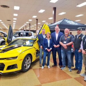 Glenn Jacobs Instagram - It was my great pleasure to stop by today's Top Wrench competition!