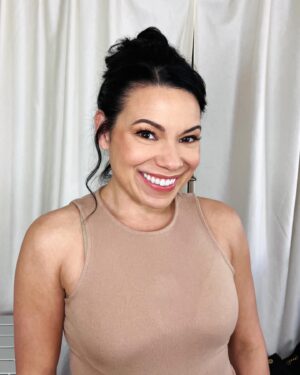 Gloria Garayua Instagram - It’s Oscar Weekend and my friend @nanachurcher is in town from London hosting @thenanachurchershow  at the Nana Churcher Press lounge so I have to turn up looking good! I decided to use @glamsquad again!
.
If you want to get ready for your event with no stress and look gorgeous, try @glamsquad ! They come to your house and pamper you! 
.
Enter codes GLORIA for $25 off your first Glamsquad appointment.
Enter code GLORIA15 for $15 off your next Glamsquad appointment.
.
Thank you laceface for doing my gorgeous makeup and thank you @prettylittlehairrr for my fun high bun!! 
.
#Oscars2024 #oscarweekend2024 #GettingReady #Glamsquad #Glam2024 #beauty #fridaynight #startreatment #GloriaGarayuaActress #gloriagarayuacelebrity