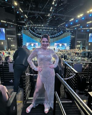 Gloria Garayua Instagram - Last night was my FIRST EMMYS and it was beautiful. I had a lovely time and can’t wait until I am nominated one very close day!!!! 
.
There was a crew of us friends from the TV Academy and boy do we clean up good! 😂 
.
I tried for the very first time @glamsquad. Can I just say how incredibly amazing it was to finally NOT stress about getting my hair and make up done for an event? I’m sticking with @glamsquad. 
.
Get ready for your event with @glamsquad !
.
Enter codes GLORIA for $25 off your first Glamsquad appointment.
Enter code GLORIA15 for $15 off your next Glamsquad appointment.
.
Lots of love to my friends who rocked last night:
@brentjeremih @therealronrogge @mrdannyarroyo @kimestes0103 @katelinderyr @meredithactress @ylenia.castillo #skysterling @cesard_____ 
.
Thank you for dressing me with this beautiful silver and sexy dress @thenaughtygirlshop and @siennasinclairestudios and @biancamalinowski and always making look so good out there!! 🩶🩶🩶
.
Dress by: @thenaughtygirlshop 
H/MU: @glamsquad 
MU: @madisonrosekmua 
H: @becsdabest 
.
#TV AcademyMember #GloriaGarayuaTVAcademyMember #GloriaGarayuaActress #GloriaGarayua #GloriaGarayuaActingCoach #GloriaGarayuaLatinaActress #GloriaGarayuaCelebrity