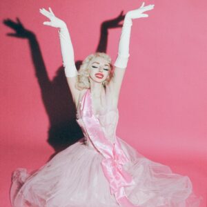 Glüme Harlow Instagram - Life is a dream by @richieleedavis