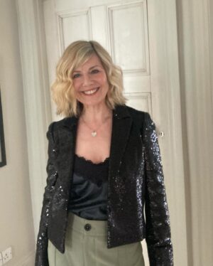 Glynis Barber Instagram - Loving this gorgeous camisole which @aliciakiteshapewear sent for me to try. 
It’s so clever! Has the extra bit of fabric by the armholes to cover any flabby bits and also has a built in body underneath. 
Beautiful silk satin fabric too. I’m a sucker for beautiful fabric! #silk #camisole #gifted