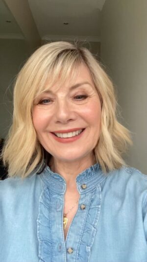 Glynis Barber Instagram - Welcome to everyone who’s just joined me on here.

Following on from my chat on @thismorning, lots of people are asking about the products I mentioned. 

To find out more just head over to @agelessbyglynisbarber where you’ll also find links to items. #collagen #eyebrowpencil #agelessbyglynisbarber