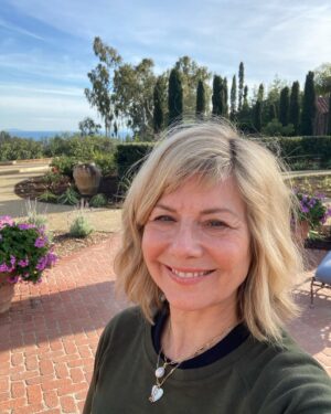 Glynis Barber Instagram - #tbt to a month ago in California. We lucked out and had lots of lovely sunshine in the midst of their unusually cold and wet winter. #sunnydays
