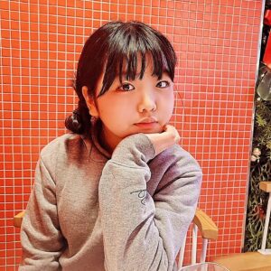 Go Do-yeon Instagram - #일상스타그램💕🍮🍰🍦 
#아역배우고도연👧 
#주말데이트💕 
#개학준비완료 
#6학년이라니😱 

도연이랑 개학 준비물 사고  잠깐 🤩🤩🤩🤩
 옆모습이 귀여워 😍