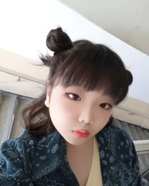 Go Do-yeon Instagram - #일상스타그램💕🍮🍰🍦
#아역배우고도연👧 
#주말아침일상시작👋 
#넌뭐하니 ?🥰🥰🥰
#혼자서도잘놀아요🎶 
#셀카놀이삼매경👧👧🎵🎶 
#다컷다다컷어👍👏
#오빠셔츠입고 ㅎㅎ 
#새벽부터강행군😮‍💨 

새벽부터 나와서 ...🥰🥰🥰
엄마도 찾지않고 혼자 잘 놀아준 딸
고마워^^ 이모들께서  얌전히 잘있다고 ㅎㅎ