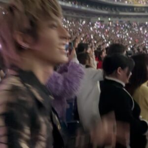 Go Tae-seob Instagram - i had the opportunity to visit tokyo thanks to an invitation from the taylor team and the sponsors. attending the performance of one of the most influential figures in the mainstream music industry meant a lot to me. as the show began, i found myself lost in thought for a while and couldn’t fully enjoy it. it felt like facing a massive industry rather than just a simple performance. she commanded reverence from me, and witnessing the peak of a flawless pop star was shockingly impactful. the flawless stage direction, sessions, and the attitude of a singer who has dominated the charts for over a decade were truly perfect, making it understandable why she is globally acclaimed. if i were to nitpick, the only downside was that it was almost too perfect to feel real. it made me wonder if i‘ll ever witness a performance as objectively flawless as this in the next 20 years. probably not. i extend my heartfelt thanks to those who provided me with this wonderful experience. @marriottbonvoy @taylorswift
