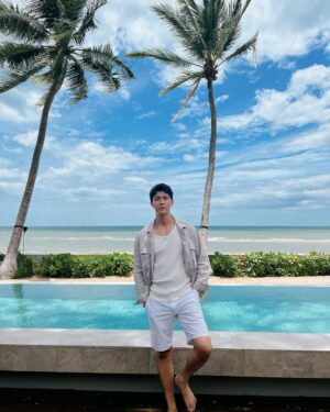 God Itthipat Thanit Instagram - Need more vacation ! 🌊🌴🔌 #valahuahin