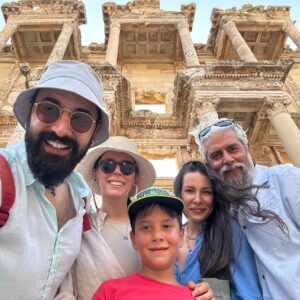 Gökhan Atalay Instagram - Yolunuz düşerse #deneyimmüzesi ni muhakkak deneyimleyin 😃
#efesantikkent