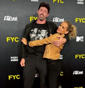 Goloka Bolte Instagram - The library was OPEN!! What an inspiring FYC event for @rupaulsdragrace season 16! So much love, passion, tenacity, and talent go into making this show. So proud of this incredible cast - they are the heart and soul of #RupaulsDragRace 💜

#everybodysaylove #rpdr #dragrace #dragracefyc