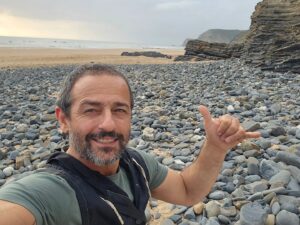 Gonçalo Diniz Instagram - Preparados para o Verão?
Com ou sem nuvens. 
Com ou sem chuva.
Com vento ou não...
Viva o VERÃO!
#Verãomaníaco 
#pensamentosemprepositivo 
#amooverão 

Ready for Summer? 
With or without clouds. 
With or without rain. 
Windy or not... 
Long live SUMMER! 
#summermaniac 
#thoughtsalwayspositive 
#I lovethesummer