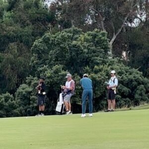 Gonzalo Valenzuela Instagram - Sueño cumplido ⛳️ 
Lo heredé de mi padre, Feliz día! 
Orgulloso de ver a @joaco_niemann y @mito_pereira representándonos 🇨🇱 #usopen