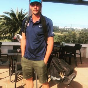 Gonzalo Valenzuela Instagram - Práctica y compañero!! Alguien lo ve?