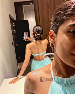 Gowry Lekshmi Instagram - 🦋

Kuppaayam thunniyath @amitha.s.ram