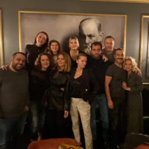 Gözde Okur Instagram - @eliforgun iyi ki doğdun kuzum buralara yazamıcak uzun dostluğumuz sevgimiz ve bizde saklı tek diyeceğim iyi ki varsın