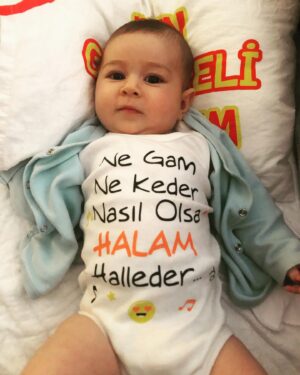 Gözde Okur Instagram - Halasının prensesi 🍭🧚‍♀️🎈