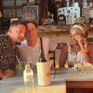 Grace Passô Instagram - TáBaTa aniversário quase mês passado
recepção carioca
Amei, gentes, amei