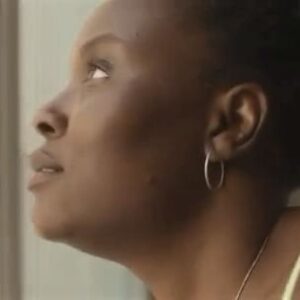 Grace Passô Instagram - Estréia em 06/03 na @tvglobo, após o #BBB23. 

O projeto #Falasfemininas apresenta a antologia de gênero #Históriasimpossíveis criada e escrita por Renata Martins, Grace Passô e Jaqueline Souza.

A série mescla elementos do fantástico, do suspense e do terror, para contar ficções contemporâneas que tocam nos nervos de questões cotidianas de nossa sociedade. 
Estrelado por @isabelteixeira e @luellemdecastro com Laura e Mayara, “Mancha”, o episódio de abertura, narra a história de duas mulheres que, em seu último dia juntas, serão confrontadas com as verdades não ditas sobre essa relação.

O projeto conta com o talento, colaboração e escrita de @thaisfujinaga, @santransna , @aratykyra Renata e @graciguarani . E com o trabalho minucioso de pesquisa de @jaquelineves .

A Direção artística é assinada por @luisalim Luísa Lima. A direção do 1° episódio é dirigido com @everlane.moraes. Os demais serão dirigidos com o  time de diretores: Everlane de Moraes, Graciela Guarani, @tmedicis e @fabioraps.rodrigo. 

Produção de @leilaniesilva , sem contar os demais talentos artísticos e técnicos de todas as áreas.

Anote na agenda, dia 06/03, na tv globo após o #bbb23 

#Falasfemininas
#históriasimpossíveis
#Himp