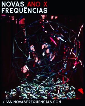 Grace Passô Instagram - Em dezembro, participo do 10 Novas Frequências, festival de música experimental e arte sonora. Serão 43 obras realizadas pro festival, tudo no formato digital, olha aqui o site desse negócio danado: novasfrequencias.com/2020/ 
No dia 13 de dezembro eu e uma galera apresentamos FICÇÕES SÔNICAS.
