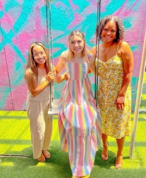 Gracie Whitton Instagram - So many people to thank for my 18 years here on Earth. Celebrating this weekend at @xoxodiningroom in Dallas was honestly one of the best days ever. Celebrating with my mama, my best friends and their mamas, my small group leaders turned mentors and even my baby sister’s mama came to celebrate yours truly. I am so thankful for the love and support and the knowledge each of you have poured into me. I am so very blessed and God has been so very good to me. I love that my besties could come and bring their mamas. I love that my leaders now mentors for life could join me and fill me with so much happiness. What’s even better is my mama and my dad’s ex wife and mom to my baby sister came also! The love we have for her and her family is huge! As I get ready to leave in 46 days to @bayloruniversity  I know that I will have the best support system in the world at home and on campus! Love you all so much! Xoxo 💋