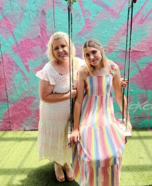 Gracie Whitton Instagram - So many people to thank for my 18 years here on Earth. Celebrating this weekend at @xoxodiningroom in Dallas was honestly one of the best days ever. Celebrating with my mama, my best friends and their mamas, my small group leaders turned mentors and even my baby sister’s mama came to celebrate yours truly. I am so thankful for the love and support and the knowledge each of you have poured into me. I am so very blessed and God has been so very good to me. I love that my besties could come and bring their mamas. I love that my leaders now mentors for life could join me and fill me with so much happiness. What’s even better is my mama and my dad’s ex wife and mom to my baby sister came also! The love we have for her and her family is huge! As I get ready to leave in 46 days to @bayloruniversity  I know that I will have the best support system in the world at home and on campus! Love you all so much! Xoxo 💋