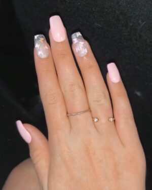 Gracyn Shinyei Instagram - Hey guys!! I just got my new nails from @fairydustnailsco and I absolutely love them❤️Make sure to go check out her online store and get them right now XOXO