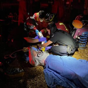 Gracyn Shinyei Instagram - Not a great night at the playground last night.  In to surgery in 15 min for some metal plates. Hope I can still film @wcth_tv  Could have been much worse so I am grateful for that.  Thanks to my bestie @julia_irelandd  for calling for help and being there for me.