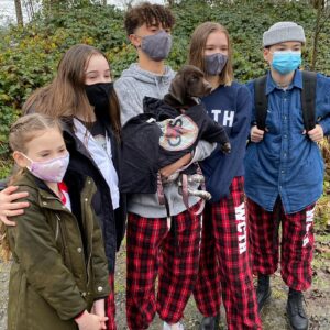 Gracyn Shinyei Instagram - Last day filming on season 8 with great twists and surprises in the stories. Even with masks and weirdness in the world it did not stop the show from going on.  Thanks to all for making it happen.