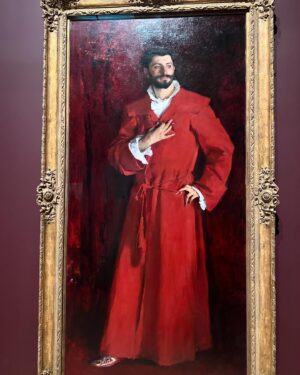 Graham McTavish Instagram - If you find yourself in London I urge you to visit Tate Britain and see the John Singer Sargent exhibition. It’s humbling to see the work of such a colossal talent collected in one place. The portrait of Madame X ( Virginie Gautreau) caused a scandal in Paris where it was first exhibited in 1884 forcing Sargent to move to London. Every painting takes your breath away. @tate #portraits #painting #beautyinoils #getyourgallerybootsonandgovisit